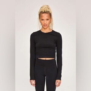 Girlfriend Collective Black Reset Cropped Long Sleeve Top